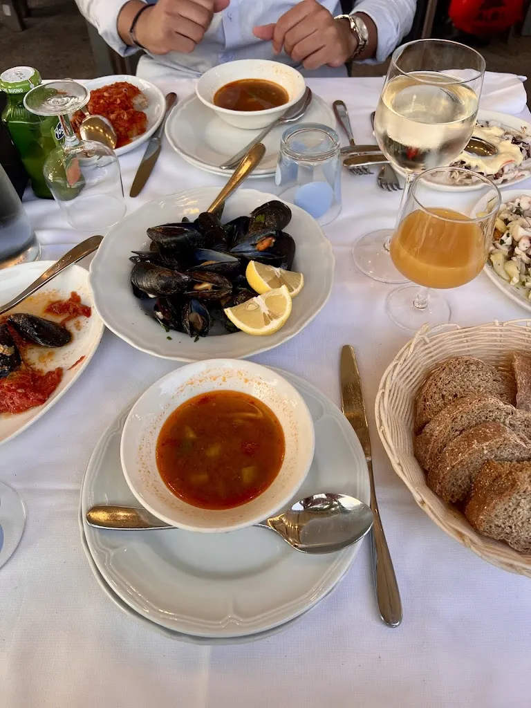 Anne marie Olio Ranaivoson_La Nuova Spezia_La Spezia_review