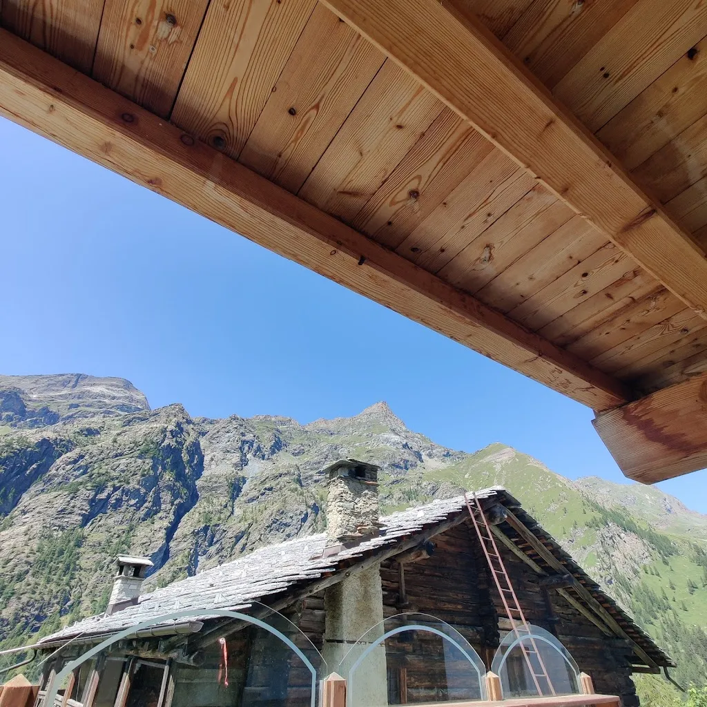 Beyond Bounds_Morgenrot_Gressoney-La-Trinitè_review