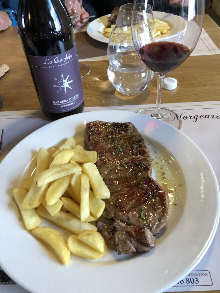 Aidan_Morgenrot_Gressoney-La-Trinitè_review