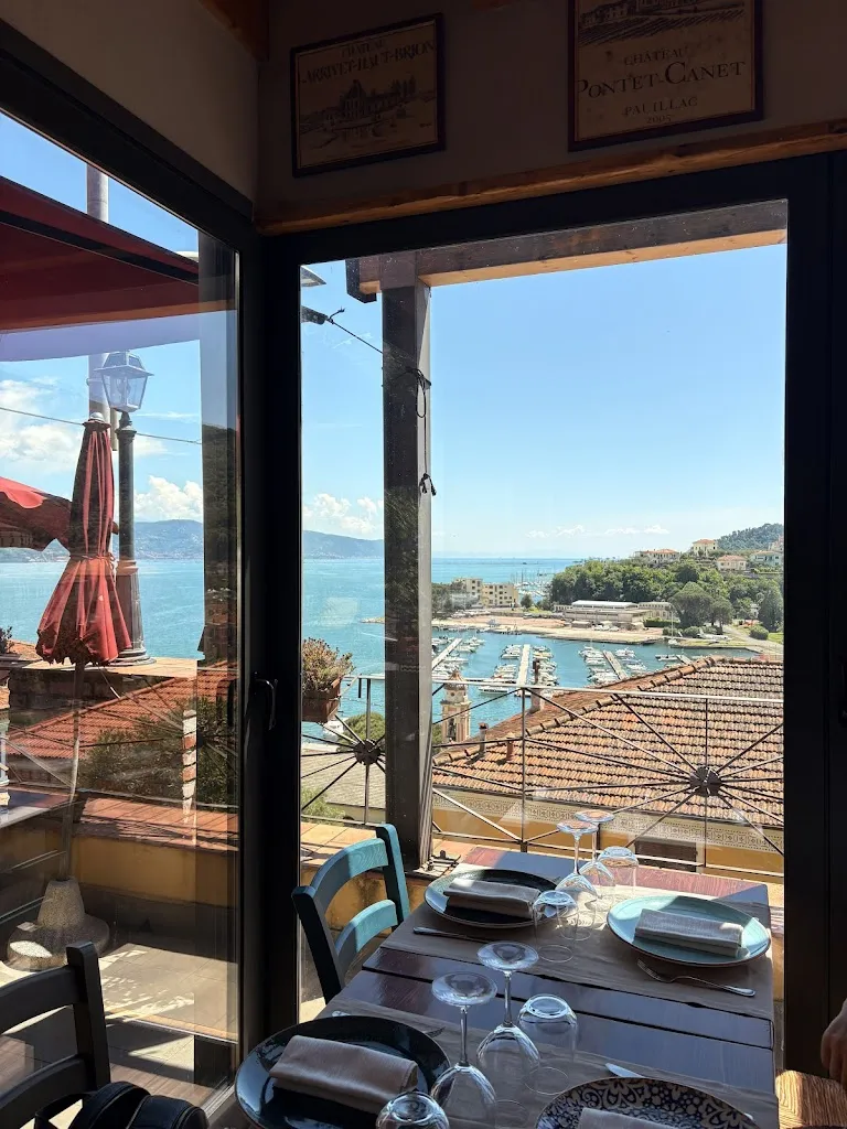 Osteria La Tortuga di Claudio restaurant in La Spezia