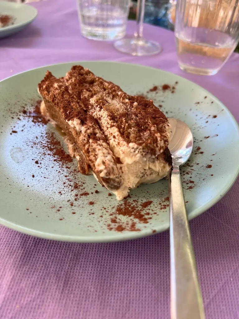 Faye T._Giardino Dei Glicini_La Spezia_review