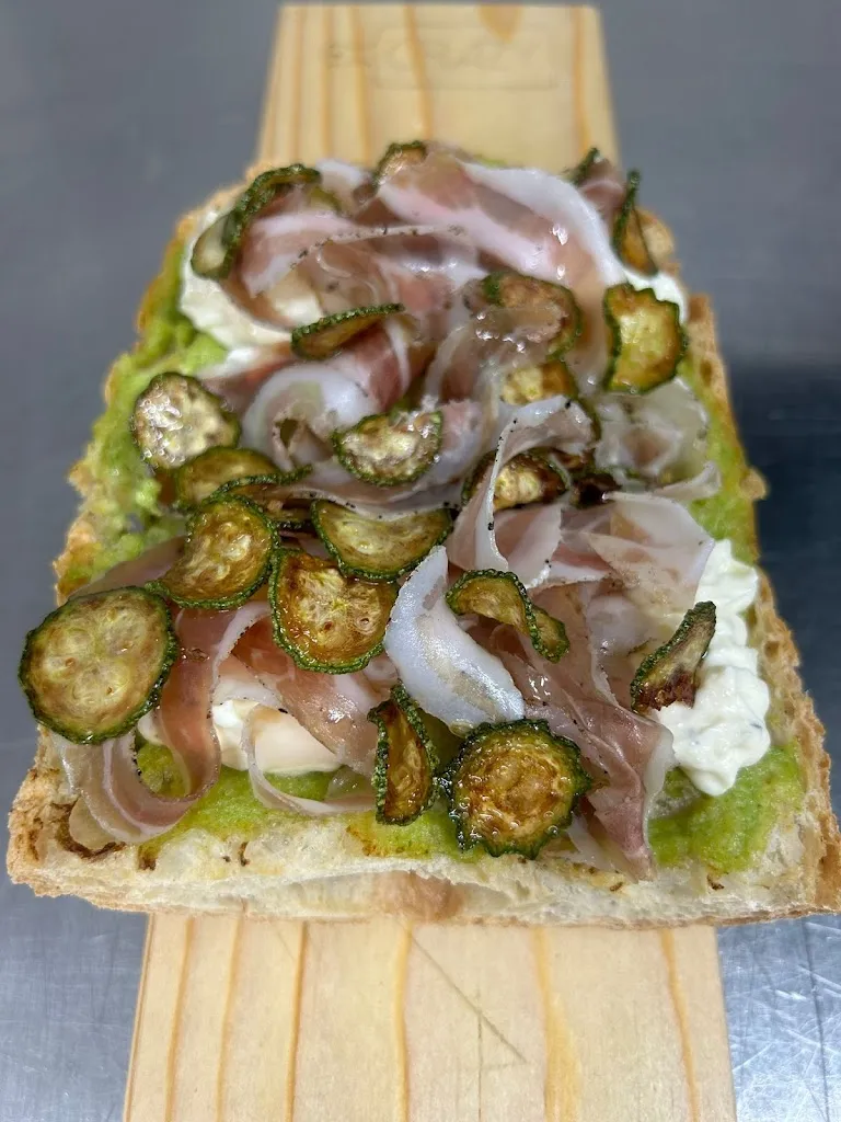 Crazy Bruschetta_La Spezia_slider_image_3