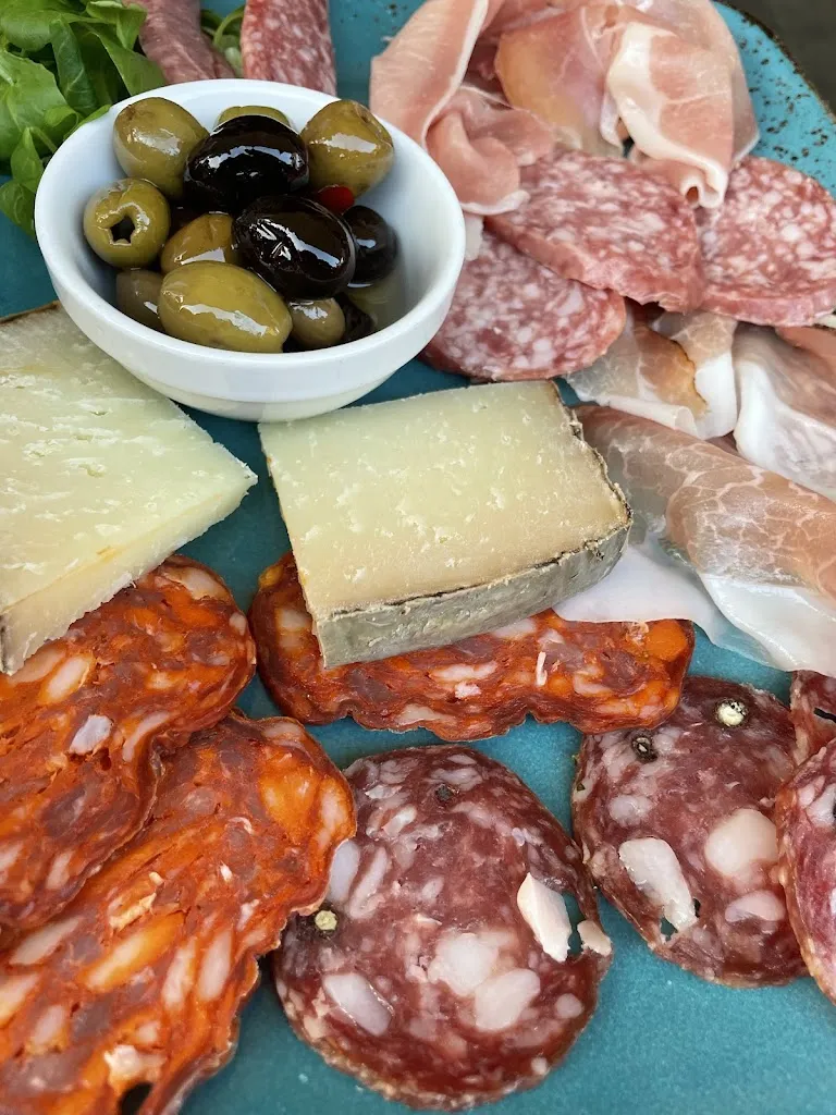 Da Luigi in Piazza_La Spezia_slider_image_2