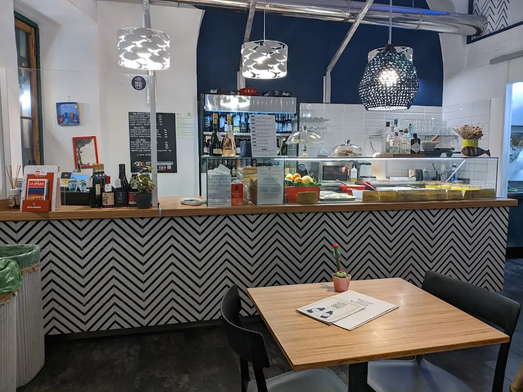 PANINO D'AMARE restaurant in La Spezia