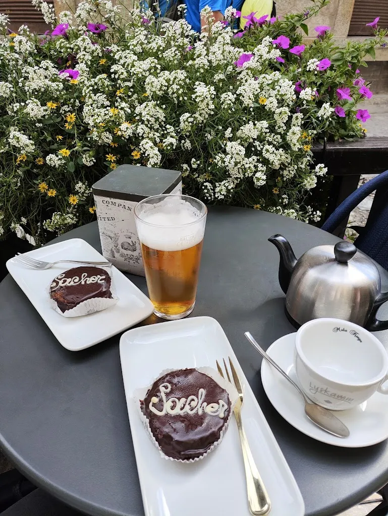 Bar Pasticceria Lyskamm_Gressoney-La-Trinitè_slider_image_3