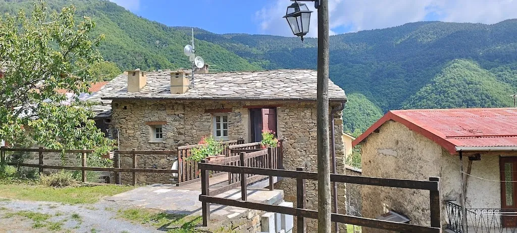 Ca' da Cardella restaurant in Mendatica