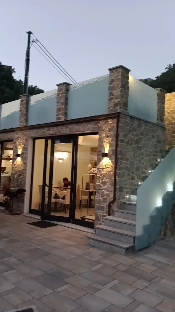 La Capanna dei Celti _Montalto Ligure_slider_image_2