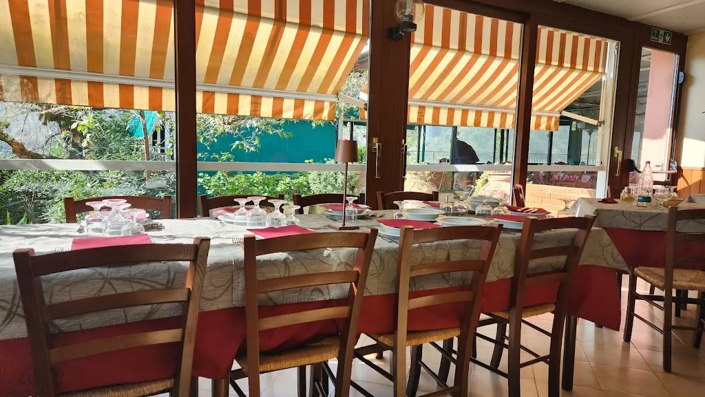 Alex Pakka_L'Uliveto Restaurant_Moneglia_review