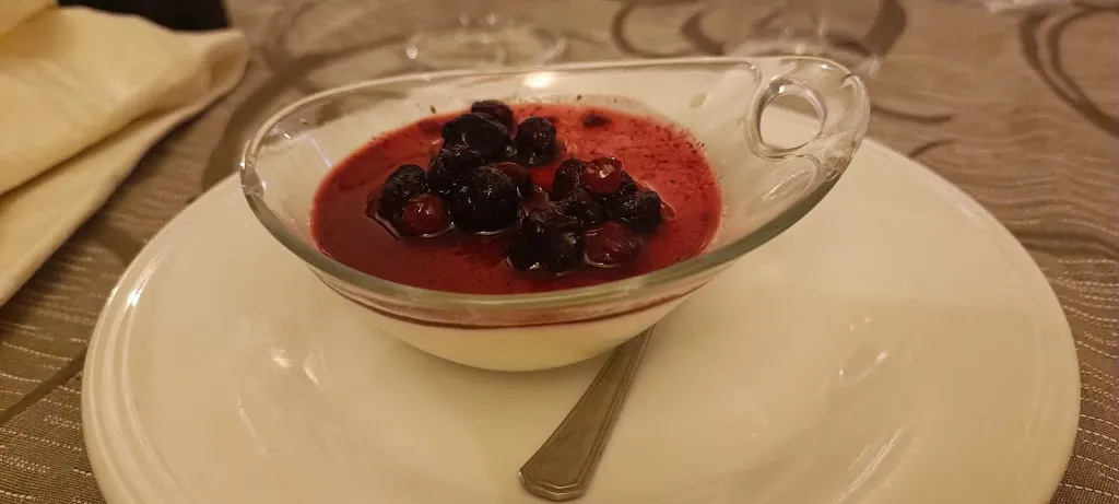 Waseem Akhtar Nawab_L'Uliveto Restaurant_Moneglia_review