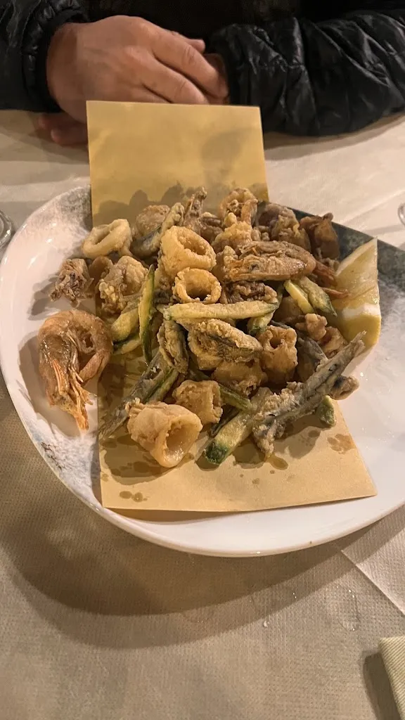 ricardo rebisso_La Pagoda_Moneglia_review