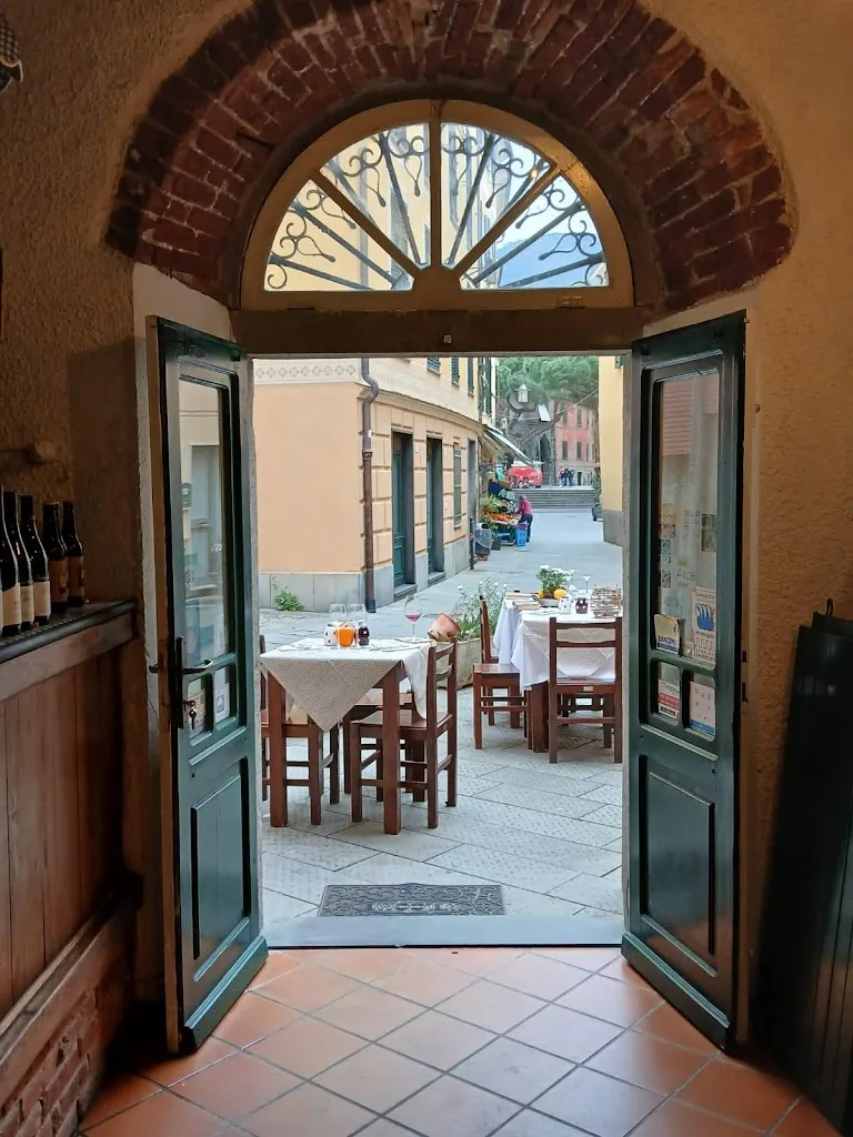 Antica Osteria Limottu restaurant in Moneglia