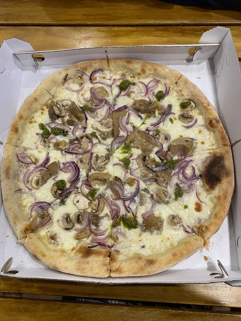 Natalia Taraszkiewicz_Pizzeria Monterosa_Gressoney-La-Trinitè_review