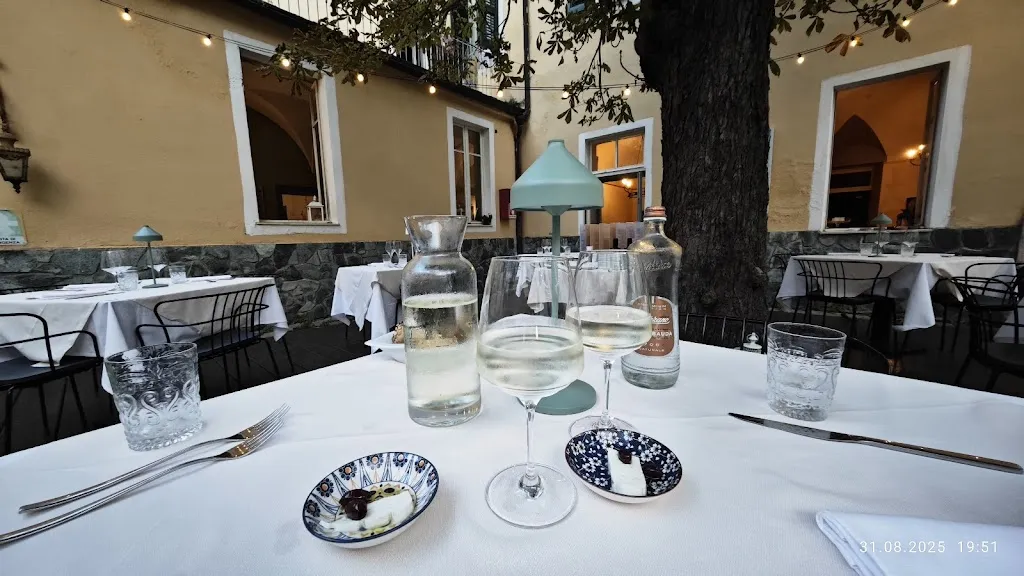 Ristorante Locanda dai Barnabiti restaurant in Noli