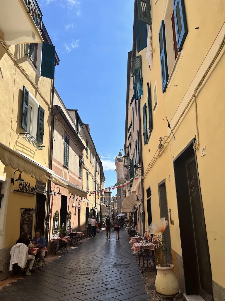 Merve 45_Il Ciciarello_Noli_review