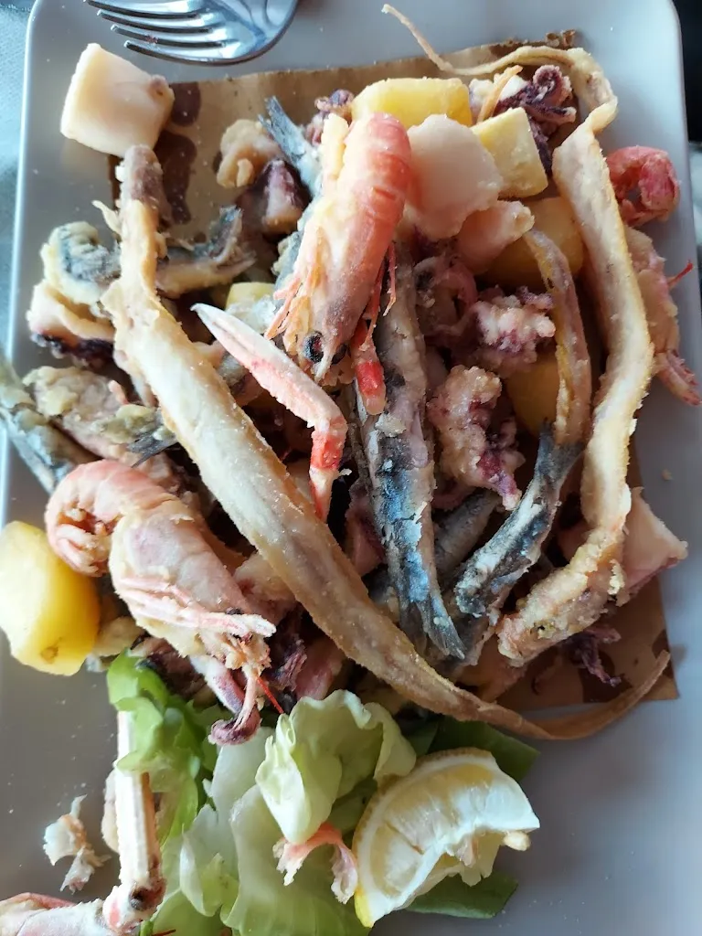 Cristina Spessotto_Bagni Mediterranèe_Noli_review