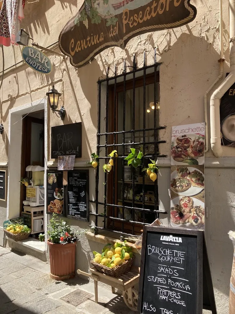 Cantina del Pescatore Enoteca Bar restaurant in Monterosso al Mare