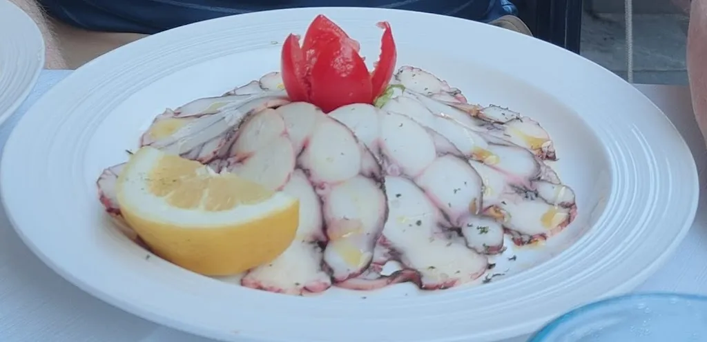 Matt Wilkes_Moretto Lady_Monterosso al Mare_review