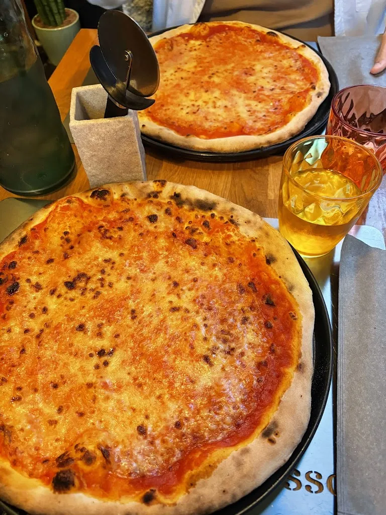Stefi S_Pizzeria La Smorfia_Monterosso al Mare_review