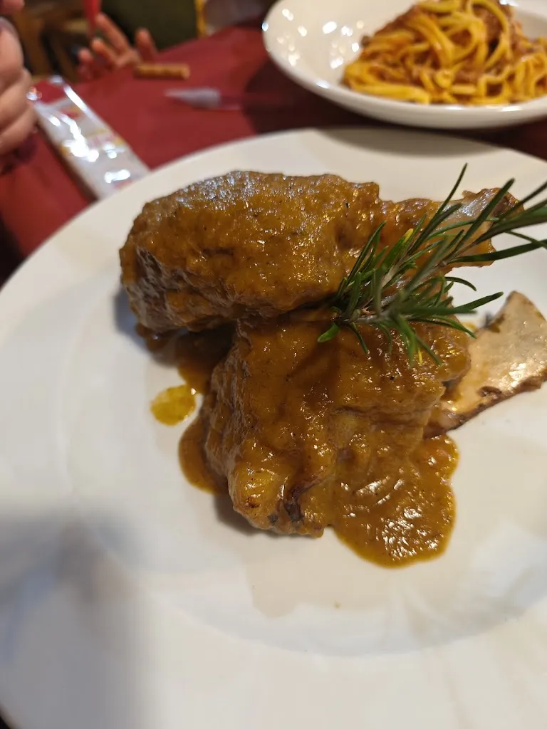 Hui Qiu_Bar Ristorante Lago Gover_Gressoney-Saint-Jean_Bewertung