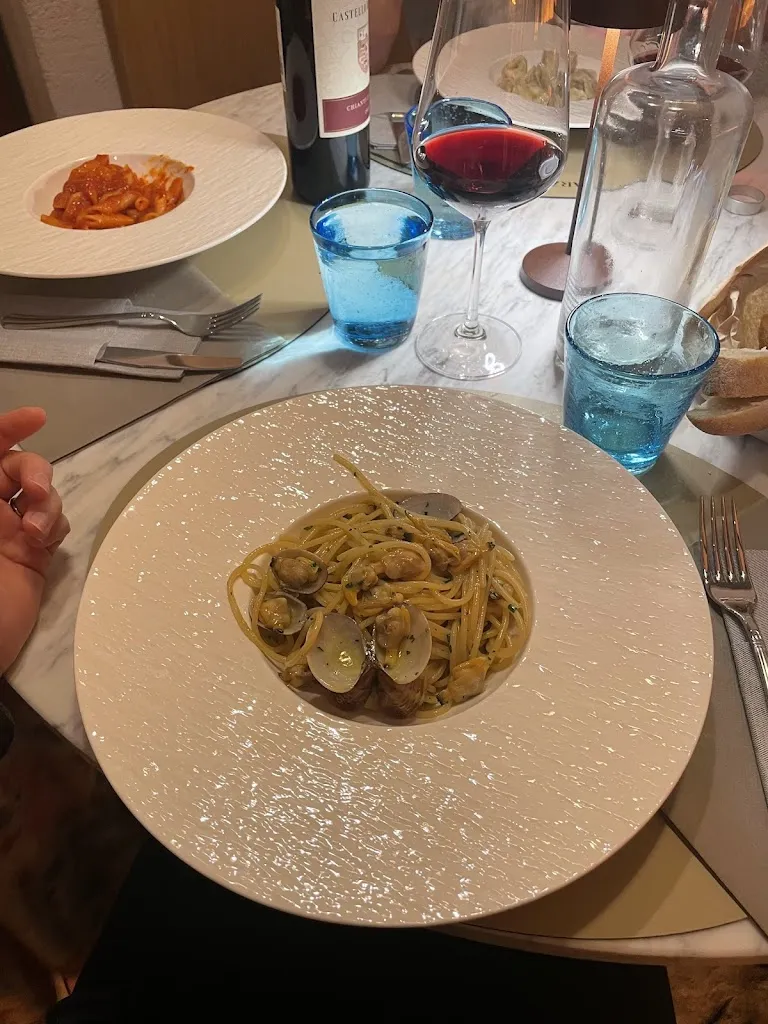 Mifanwy Reece_ARZENA'_Monterosso al Mare_review