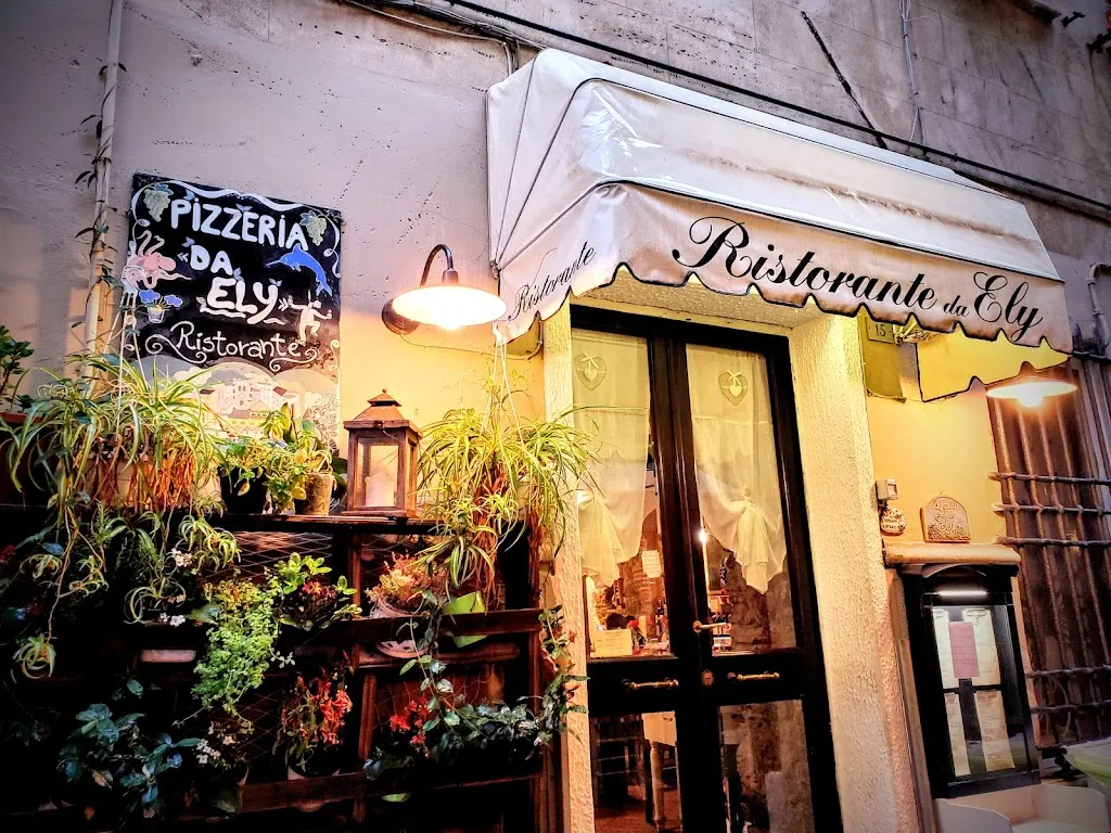 Ristorante Pizzeria Da Ely restaurant in Monterosso al Mare
