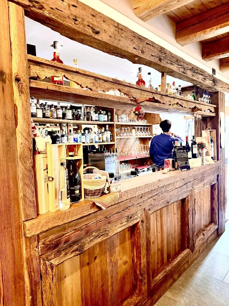 ACQUA PIMPANTE restaurant in Gressoney-Saint-Jean