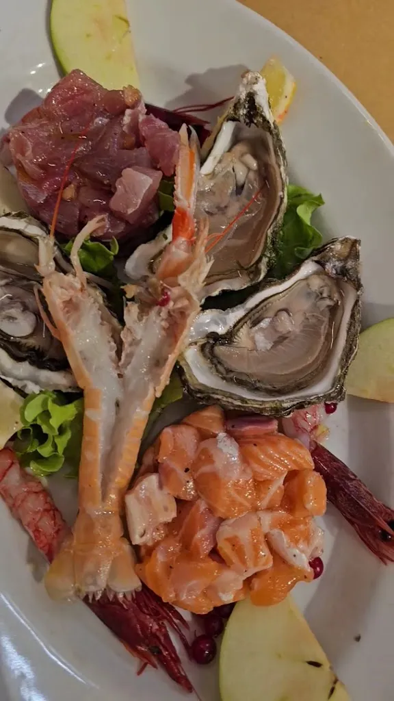Bow Watanaplin_Il Gattaccio - Acciugheria & Street Food_Monterosso al Mare_review