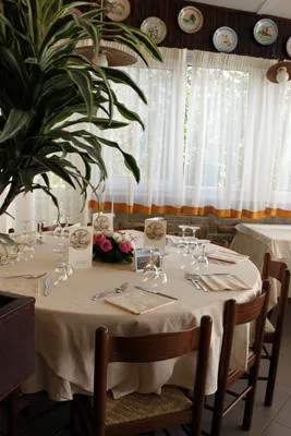 Osteria dei Cacciatori_Osteria dei Cacciatori-Stella_slider_image_1