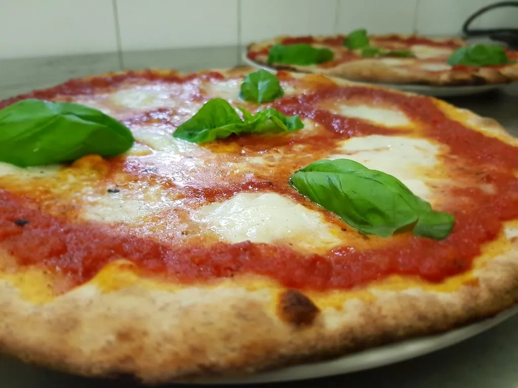 Lapo'S Pizza & Drink_Padivarma_slider_image_3