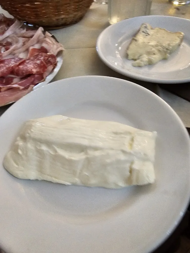 Menu_Ristorante Da Pietro di Alomai G_Padivarma_image_7