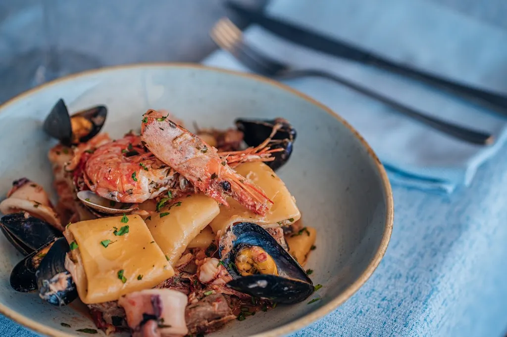 Ristorante Bagni Regina_Ospedaletti_slider_image_3