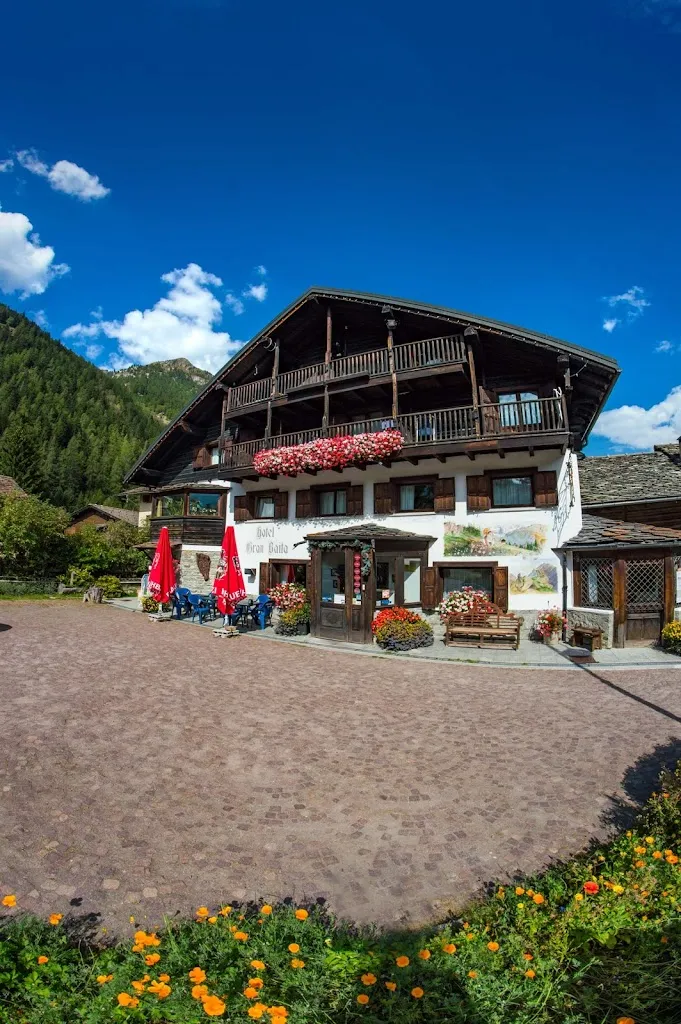 Gran Baita Hotel e ristorante_Gressoney-Saint-Jean_slider_image_1