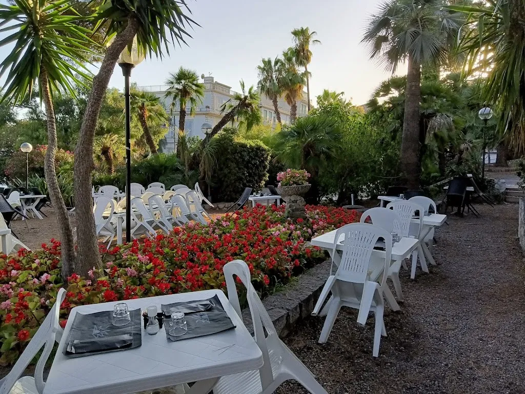 Bar Alba restaurant in Ospedaletti