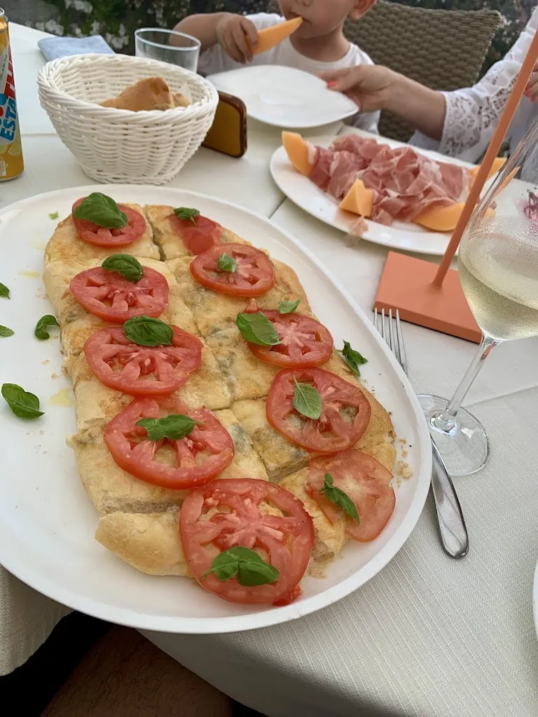 Spencer Gross_Restaurant Bar Gelateria Alexandra_Ospedaletti_review