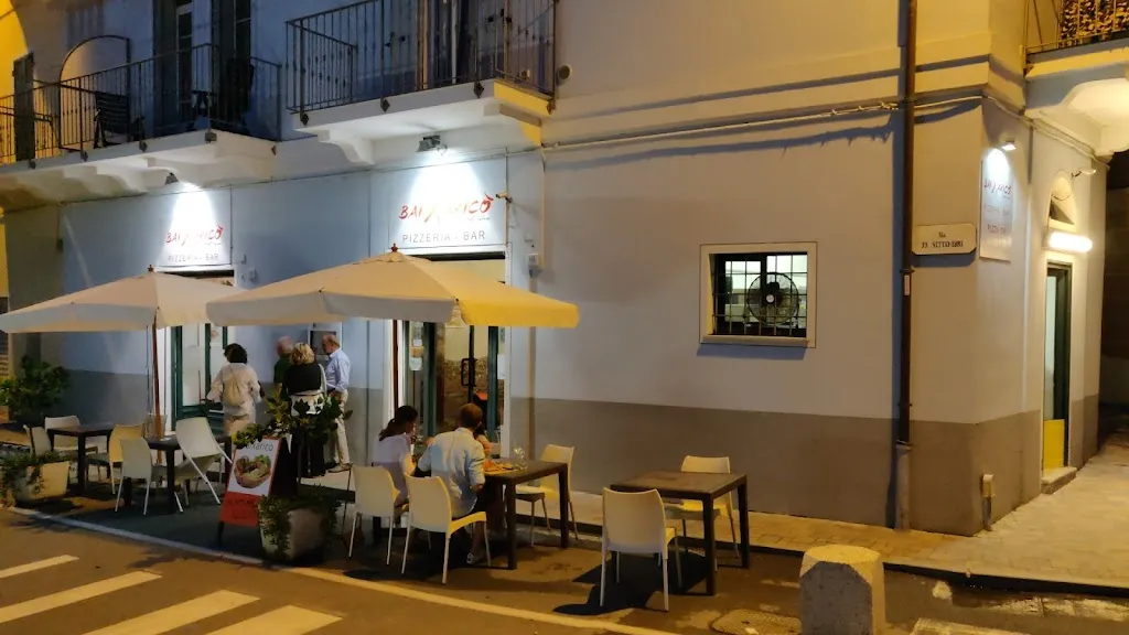 Pizzeria Baixaricò restaurant in Ospedaletti