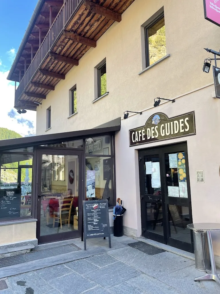 Café Des Guides restaurant in Gressoney-Saint-Jean