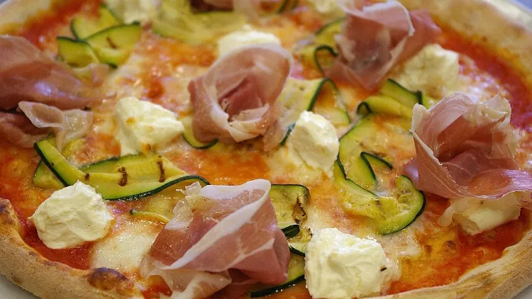 Pizzeria L’Incrocio dei Sapori_Pedemonte_slider_image_2