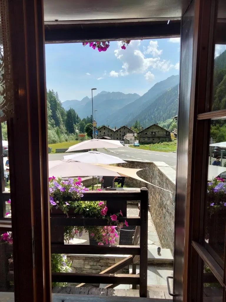 Angelo “Lucertolo” pisconti_Kleine_Gressoney-Saint-Jean_recensione