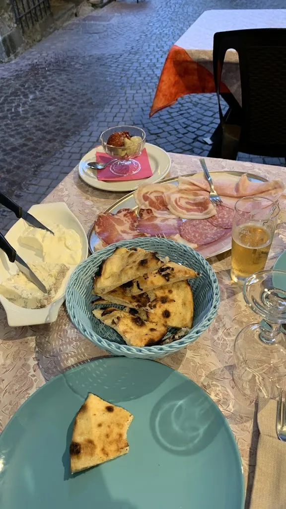 yoo hee Cha_Pizzeria 