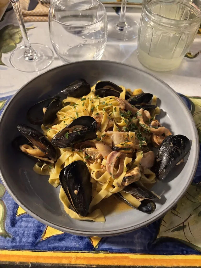 Ristorante Pizzeria Lo Scalo_Pieve Ligure_slider_image_2