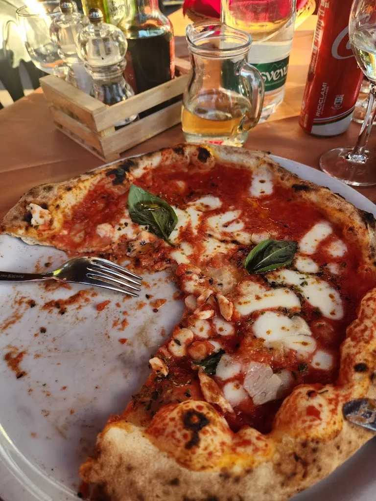 Stacey Meggs_Terrazza Pompeiana_Pompeiana_review