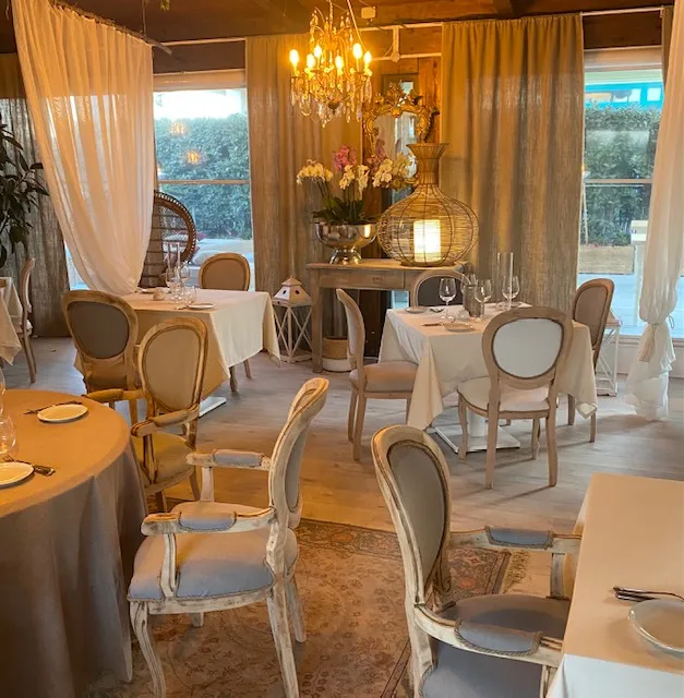 KALMA RESTAURANT_Pompeiana_slider_image_1