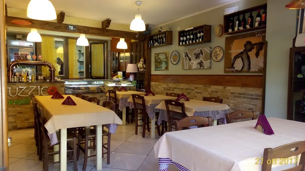 Stuzzico By Lucius restaurant in Pompeiana