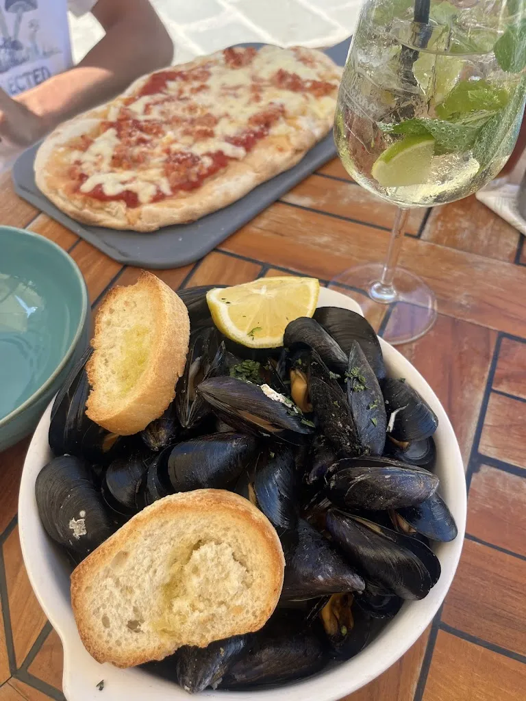 Myroslava Tsymbalyuk_Al Gabbiano_Portovenere_review