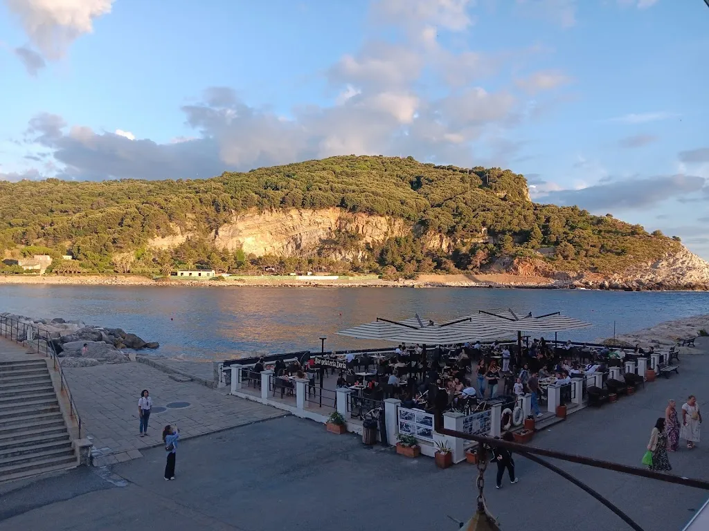 Leif Harmsen_Elettra_Portovenere_review