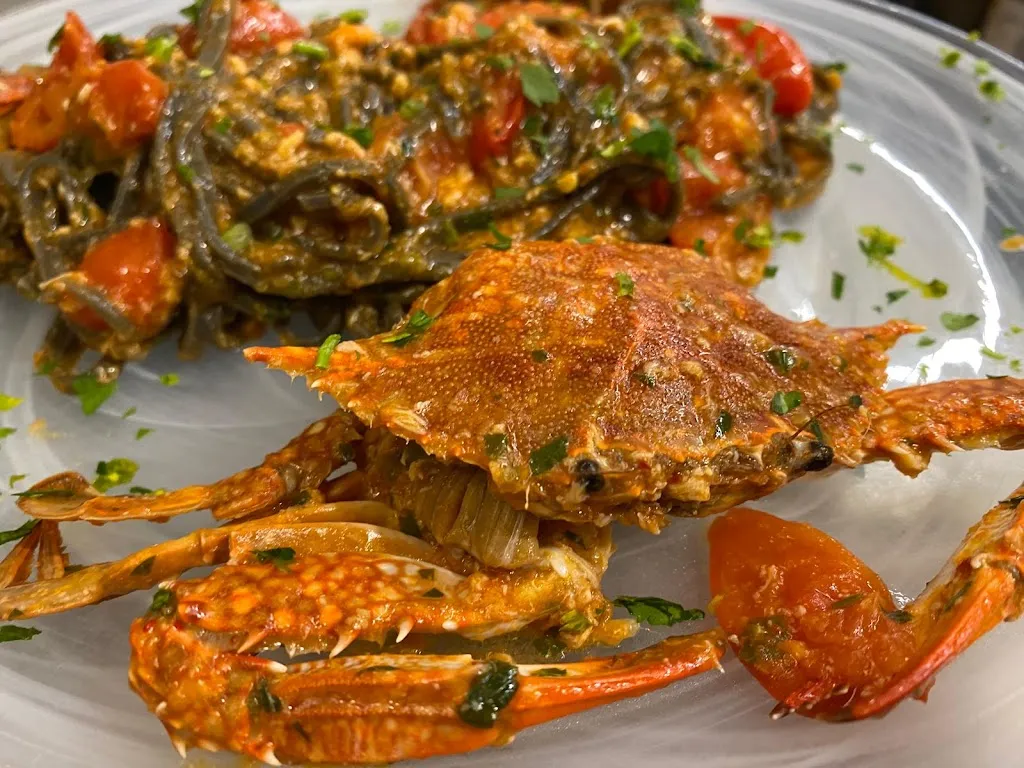 Porto 82 Risto-Pescheria_Portovenere_slider_image_3