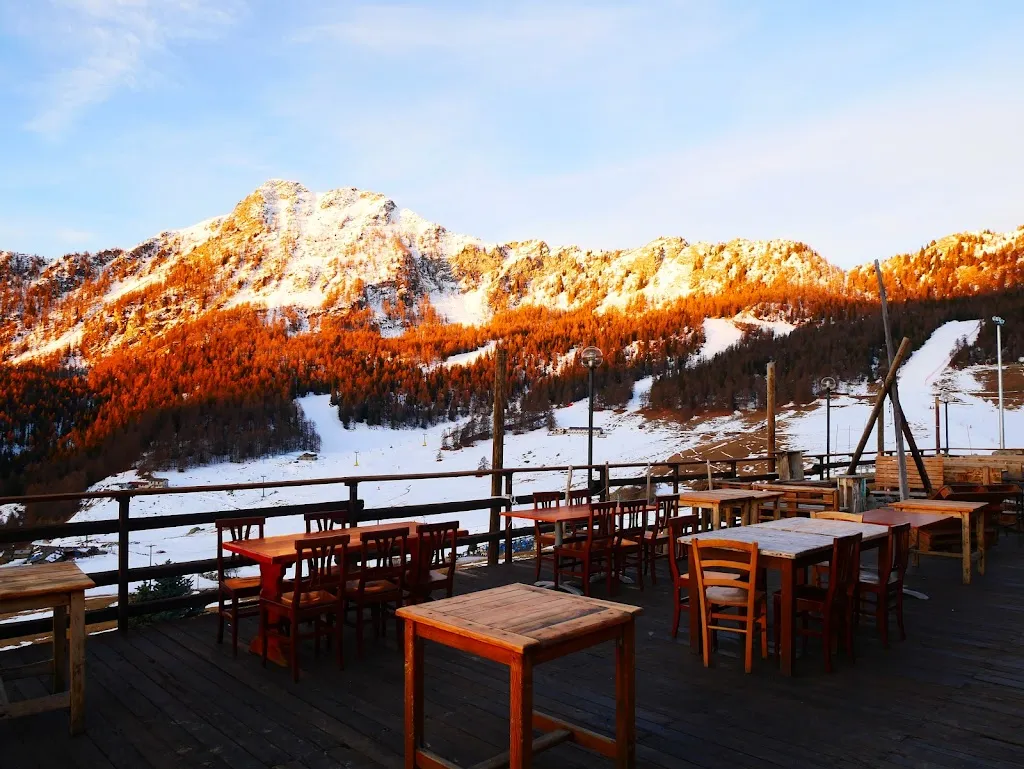 La Montanara restaurant in Mongnod