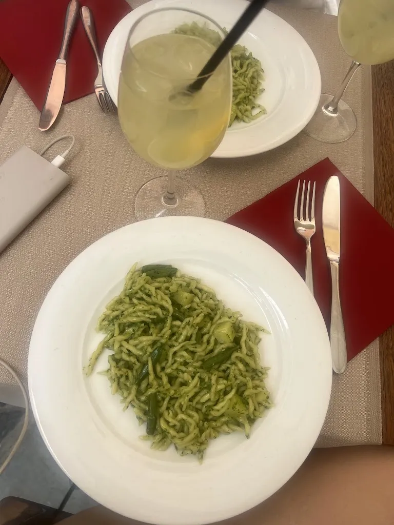 Panduru Simona_L'Isolotto_Portofino_recensione