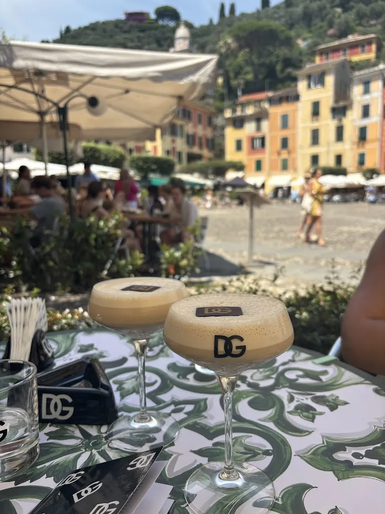 S Tyr_Dolce & Gabbana Caffè Excelsior_Portofino_review