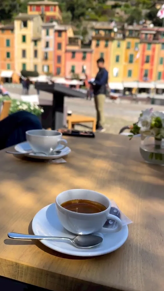 Dolce & Gabbana Caffè Excelsior_Portofino_slider_image_2